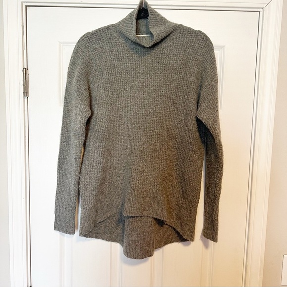 Madewell mockneck sweater tunic. - Picture 2 of 6